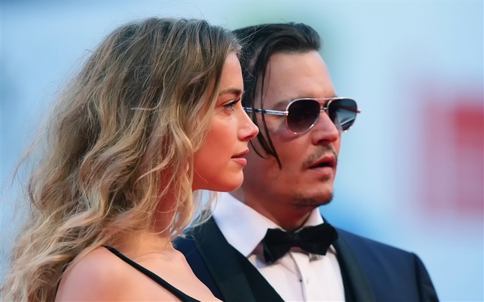 Amber heard johnny depp-Photo HD Wallpaper Views:7743 Date:2015/10/11 9:47:20