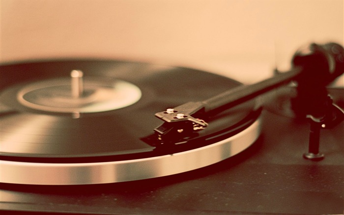 turntable record player-Music HD Wallpaper Views:11750 Date:2015/10/29 8:35:49