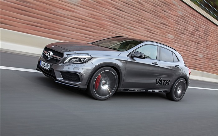 2015 Mercedes-Benz GLA45 AMG HD Wallpaper 01 Views:6541 Date:2015/11/13 10:24:37