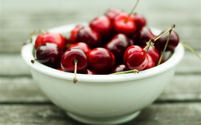 A bowl full of cherries-HD desktop Wallpaper Views:7309 Date:2015/11/21 7:25:12