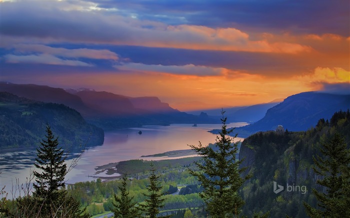 Rio Columbia River - novembro de 2015 Bing Wallpaper Visualizações:10456