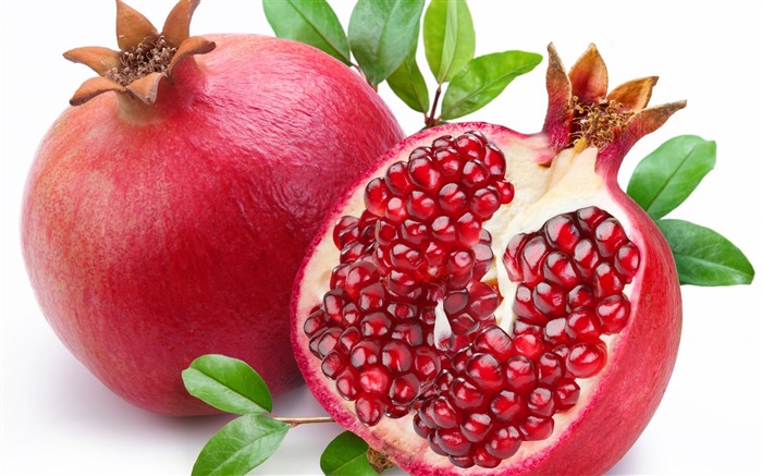 Pomegranate ripe fruit-HD desktop Wallpaper Views:10406 Date:2015/11/21 7:45:16