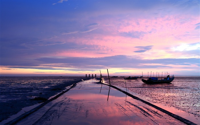 Barcos de pesca do por do sol roxo - Natureza HD Wallpaper Visualizações:9852