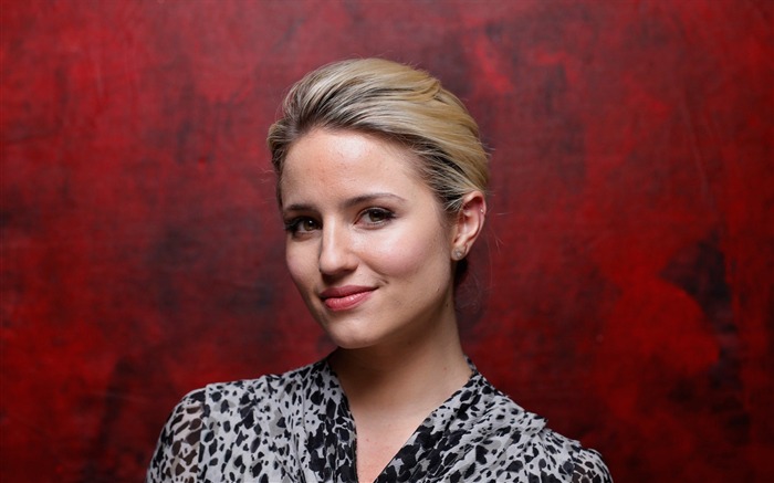 Dianna Agron Actriz-Foto fondo de pantalla HD Vistas:8468