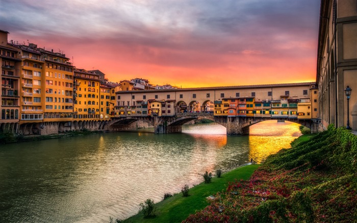 Ponte do arco do Ponte Vecchio Florença italia-HD Desktop Wallpaper Visualizações:18265