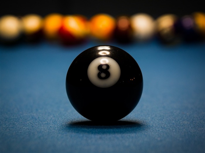 Billiards ball macro-Sports themed wallpaper Views:12329 Date:2016/2/15 1:46:03