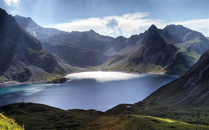 Nubes sombreado sobre lunersee-Naturaleza fotografía HD fondo de pantalla Vistas:8489