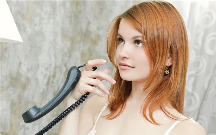 Fille visage combiné cheveux rouges-Photo de beauté HD Fonds d'écran Vues:6897