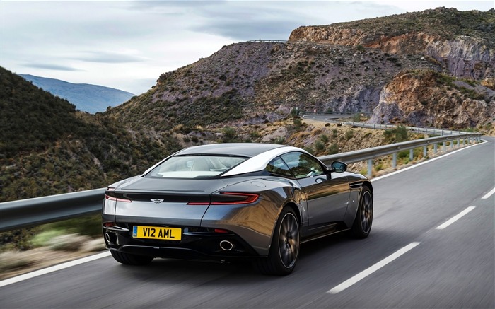 2017 Aston Martin DB11 coche de lujo HD Wallpaper 02 Vistas:8190