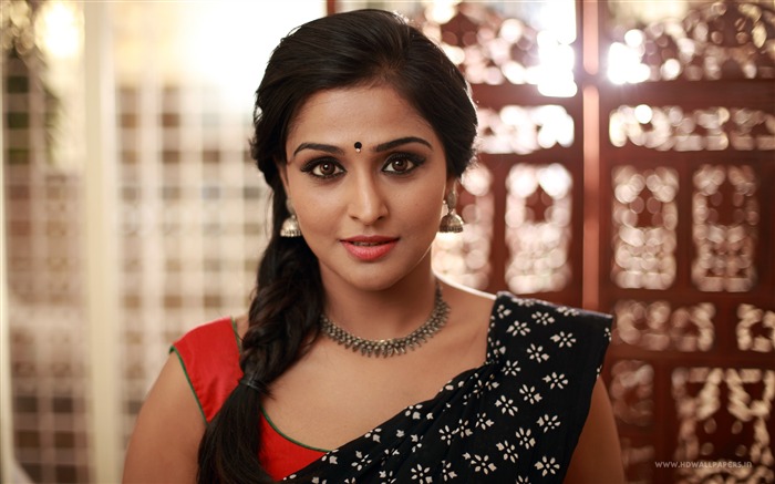 Remya Nambeesan 2016-ビューティー有名人のHD写真の壁紙 ブラウズ:6811