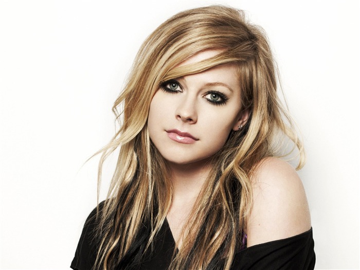 Avril Lavigne 2016-Beauty Photo HD Wallpaper Views:10190 Date:2016/5/8 2:48:31