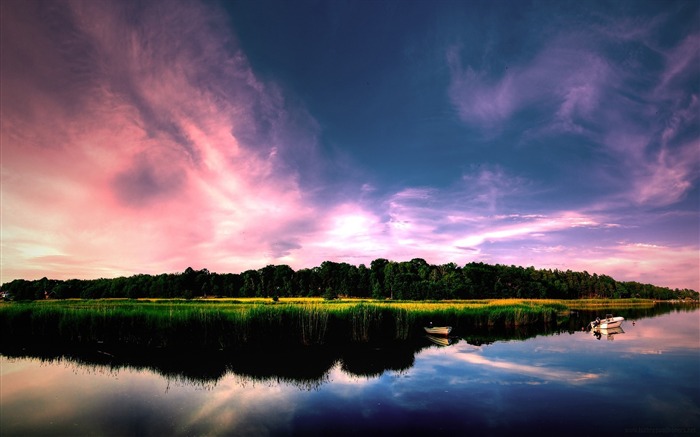 Coast boats trees sky lake-Scenery Photo HD Wallpaper Views:6950 Date:2016/5/15 1:13:38