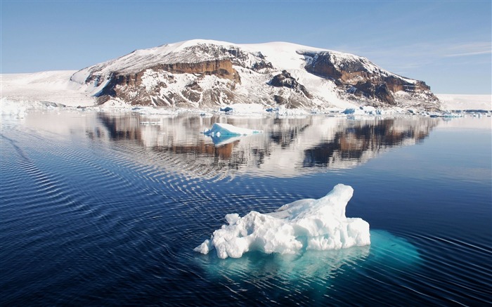 Iceberg ice floe drift coast-Scenery Photo HD Wallpaper Views:7625 Date:2016/5/15 1:18:26