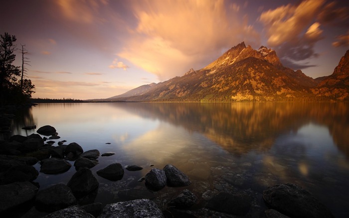 Montanha pedras topo lago costa-Natureza Papel de parede de alta qualidade Visualizações:7840