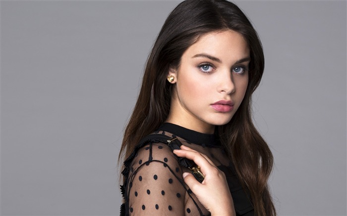 Odeya Rush Actress 2016-Celebrity Poster HD Wallpaper Visualizações:11440