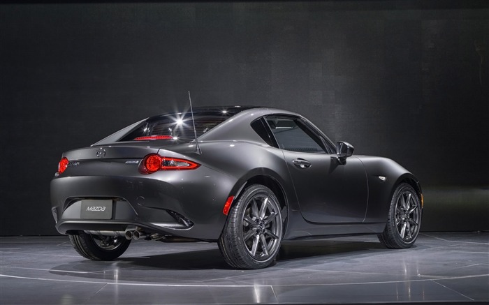 2017 Mazda MX-5 RF Auto Poster HD Wallpaper 06 Views:7091 Date:2016/6/13 9:31:19