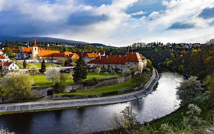 Cesky Krumlov travel landscape HD Wallpaper 05 Views:8958 Date:2016/6/26 3:00:18