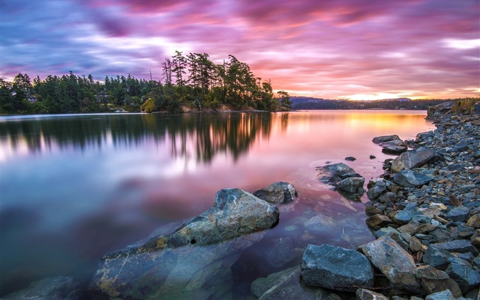 Forest sunset reflected clear water-scenery HD wallpaper Views:14590 Date:2016/6/29 8:40:54