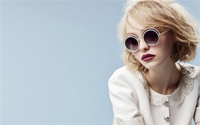 Lily rose depp chanel gafas-belleza foto fondo de pantalla HD Vistas:8569