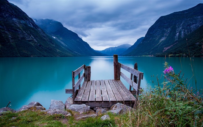 Noruega puente lago azul cielo-naturaleza HD foto fondo de pantalla Vistas:20200