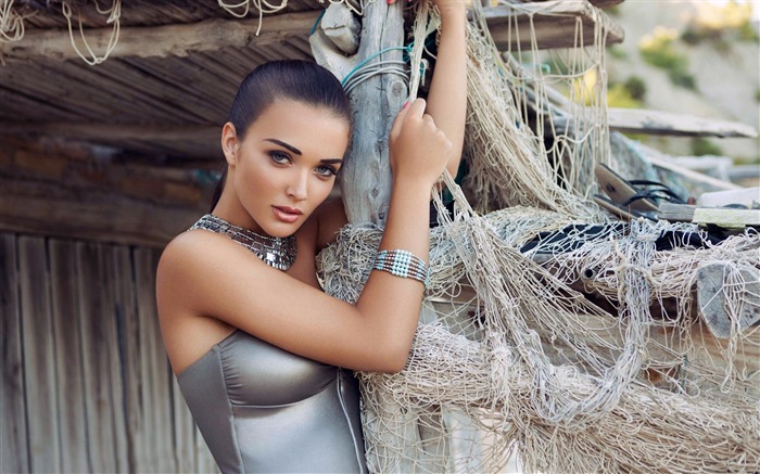 Amy Jackson Swimsuit-Beauty Photo Wallpaper Views:9765 Date:2016/7/26 5:31:53