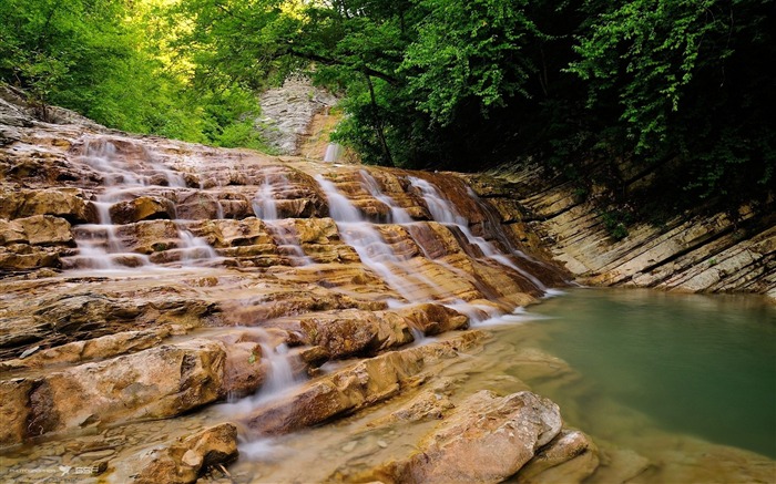 bois montagnes Chutes-Paysage Thème Fond d'écran Vues:6508