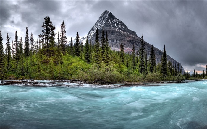 rivière ruisseau Montagne sombre-Paysage haute qualité Fond d'écran Vues:10729