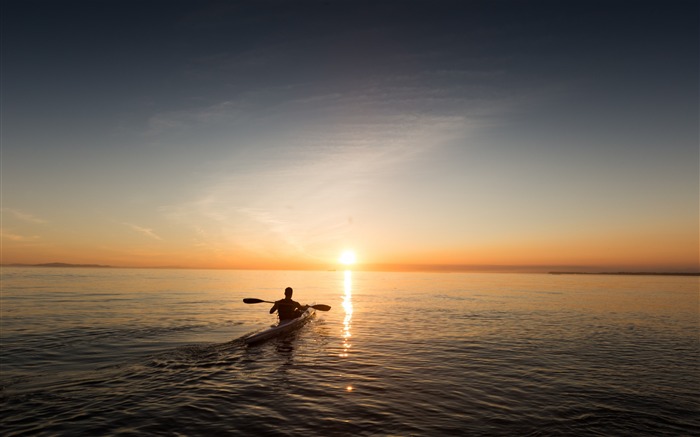 Barco skyline amanhecer homem céu mar-2016 Alta qualidade HD Wallpaper Visualizações:9721