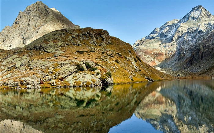 Italie Montagnes Lac réflexion-Voyage Europe photographie fond d'écran Vues:6799