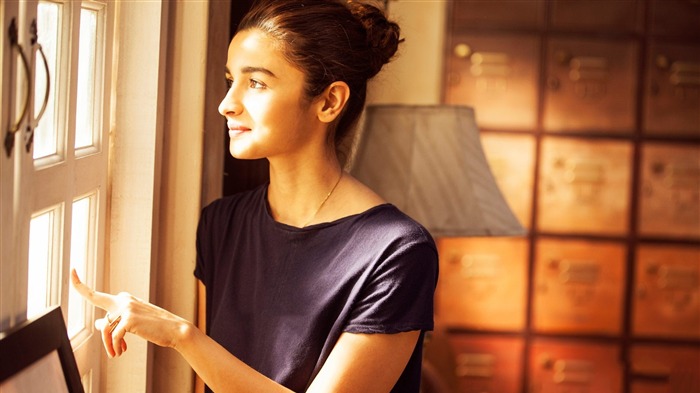 Alia bhatt querido zindagi 2016-Papéis de parede modelo para fotos Visualizações:8448