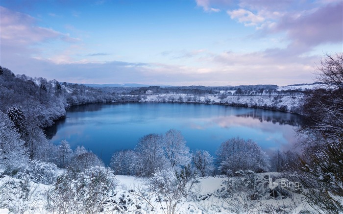 Deutschland Weinfelder Maar Daun Rheinland-Pfalz-Bing Desktop Wallpaper Views:6579 Date:2017/1/22 9:12:34