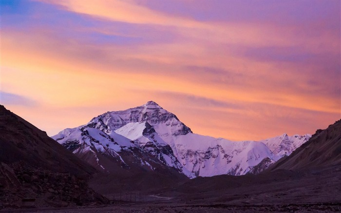 高雪山-风景高清壁纸 浏览:10353