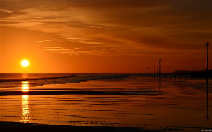 Plage de Withernsea-Windows 10 Fonds d'écran Vues:10629