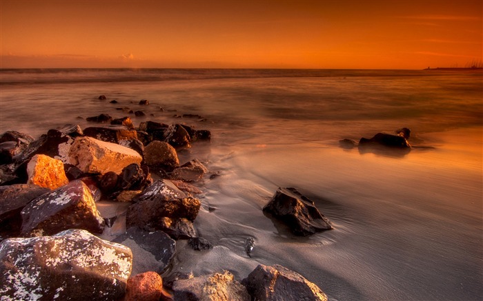 Por la noche Orange Beach Rocks-Nature landscape fondo de pantalla Vistas:7328