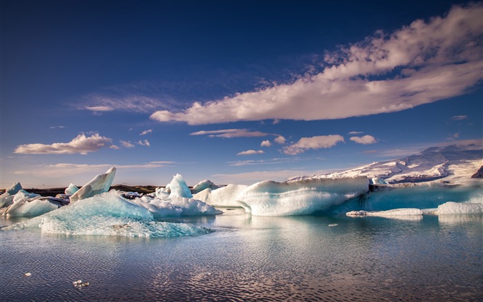 Iceland glacier lagoon-Scenery Photo HD Wallpaper Views:11198 Date:2017/4/7 8:08:47