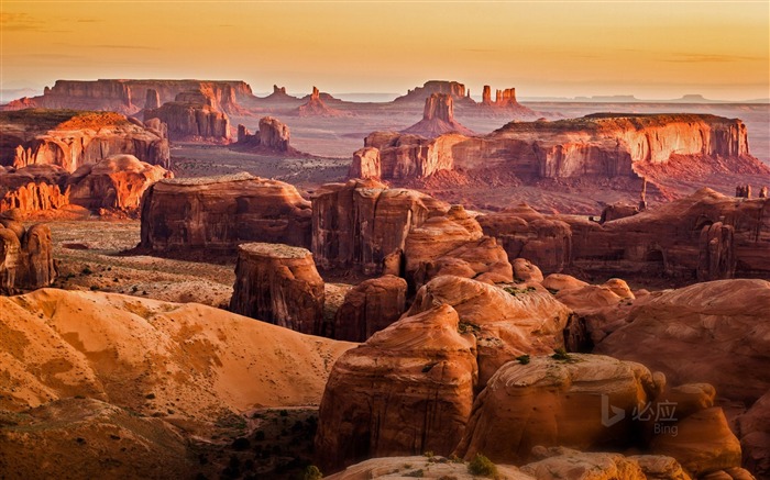 Monument Valley in Arizona and Utah-2017 Bing Desktop Wallpaper Views:8257 Date:2017/4/14 22:30:57