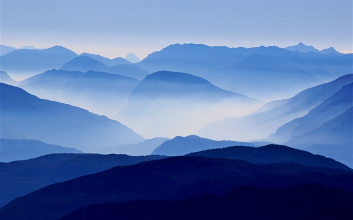 Brume des montagnes bleues-Paysage HD Fond d'écran Vues:18589