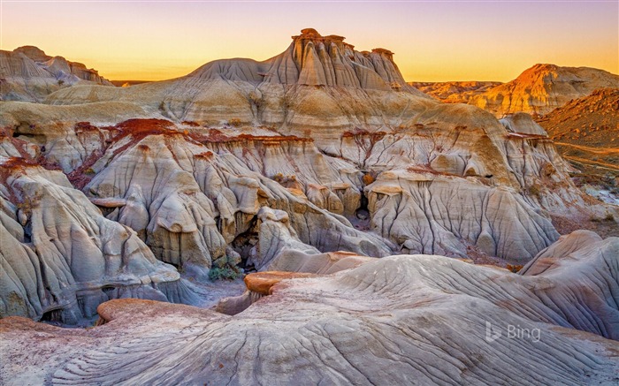 Canada Alberta Sunset at Dinosaur Provincial Park-2017 Bing Desktop Wallpaper Views:9216 Date:2017/6/14 7:22:37