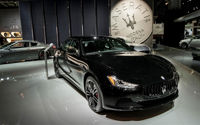 2018 Maserati Ghibli Nerissimo Black Edition 07 Vistas:7936