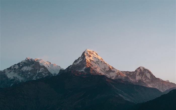 Annapurna dakshin mountains-Nature HD Wallpaper Views:9747 Date:2017/8/25 0:43:00