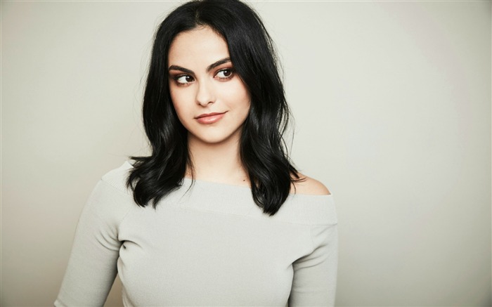 Papel de Parede de Fotografia Camila Mendes-Beauty Visualizações:8976