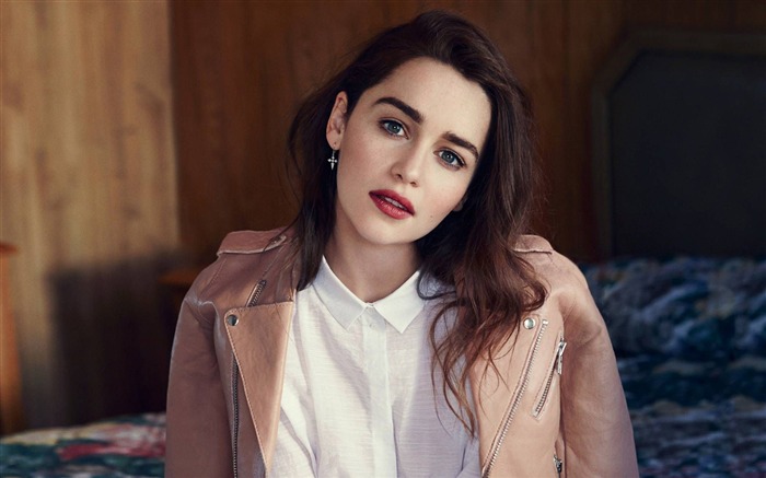 Papéis de Parede de Emilia Clarke-Beauty Photo Visualizações:14107