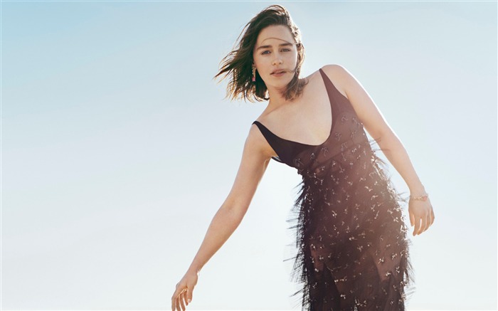 Emilia Clarke 2017-Wallpaper da foto da beleza Visualizações:7552