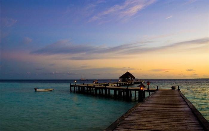 Passeio à beira mar de manhã amanhecer Foto HD Wallpaper Visualizações:7451