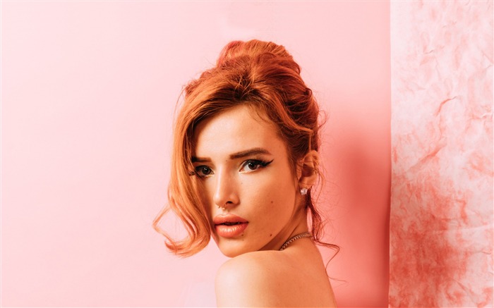 Bella Thorne Affiche HD 2017 Vues:7321