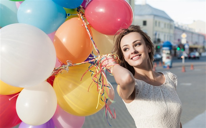 Balões coloridos menina feliz sorrindo Visualizações:10365