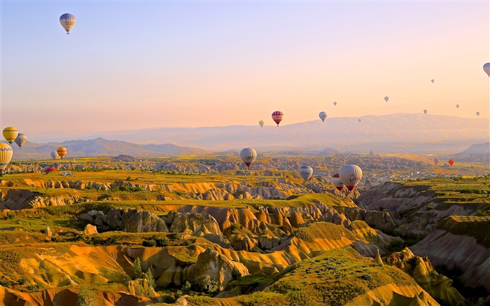 Montgolfière, plateau plat, coucher de soleil, paysage Vues:9311