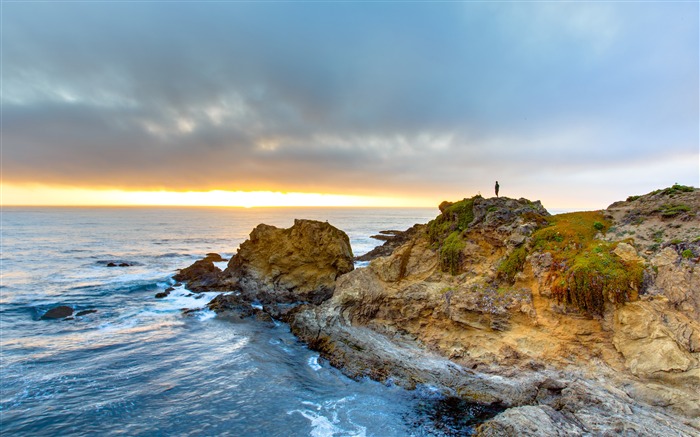 Sea coast rock sunrise nature landscape Views:9690 Date:2018/1/8 2:39:03