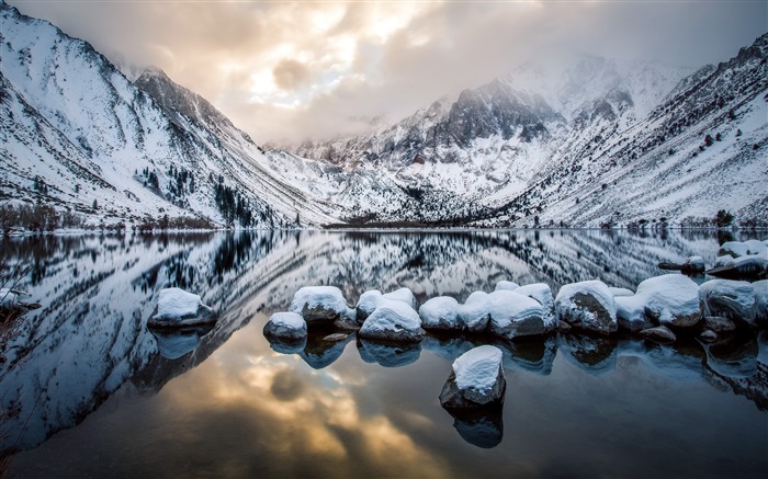 Winter Snow Mountains Calm Lake Views:9515 Date:2018/3/8 6:19:18