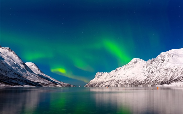 Inverno, montanhas, oceano, aurora boreal Visualizações:11095